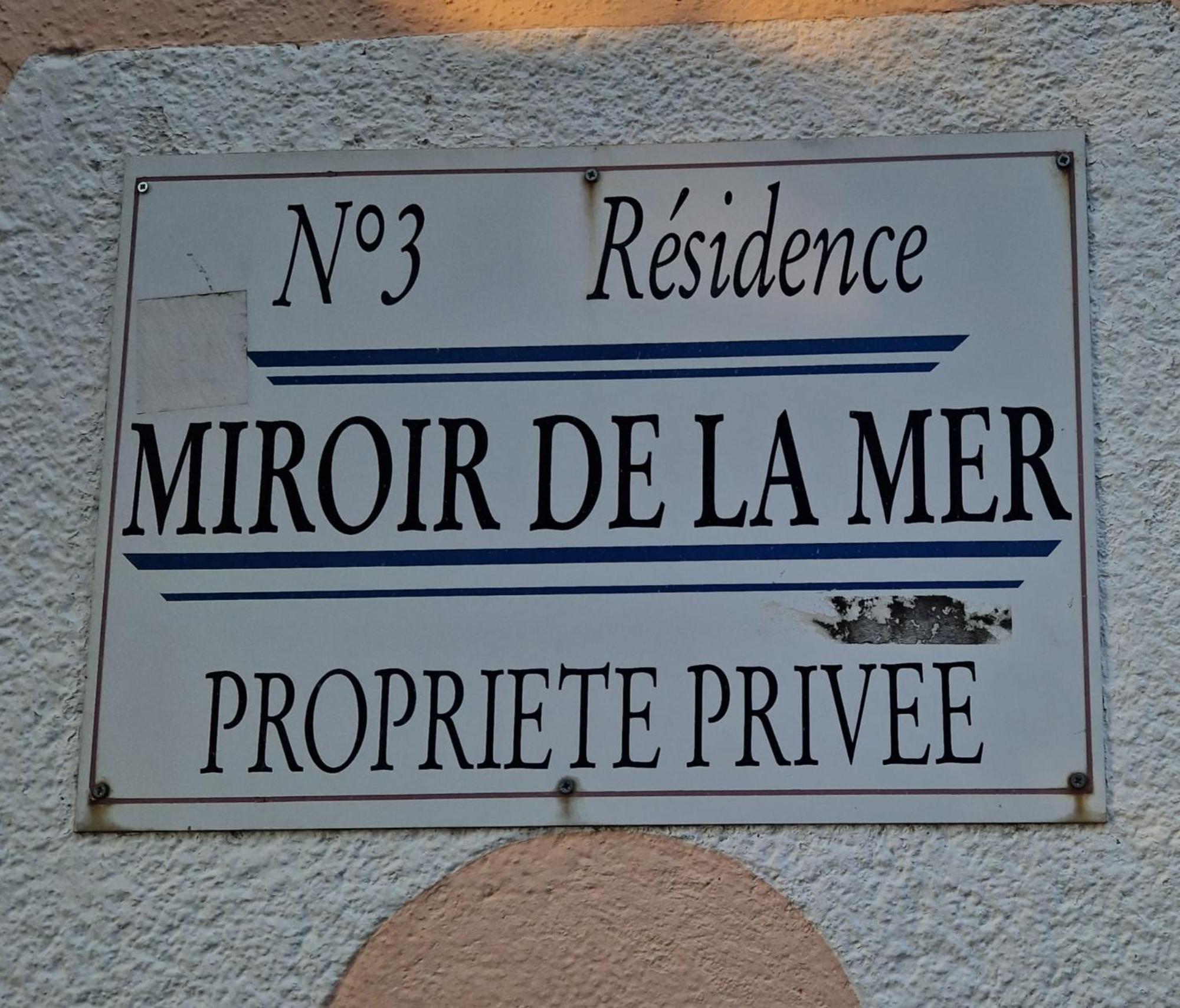 Le Miroir De La Saint Aygulf